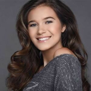 Meet your Posher, Amaya