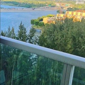 Meet your Posher, Anais