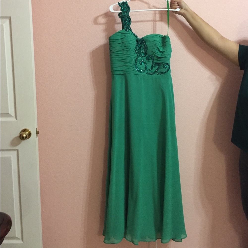 Sea foam green gown
