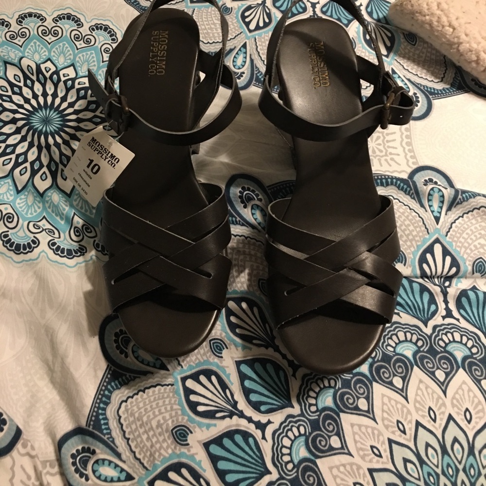Wedge brown heels