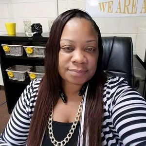 Meet your Posher, Yolanda