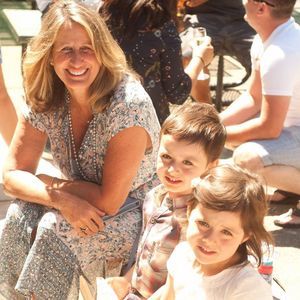 Meet your Posher, Robin