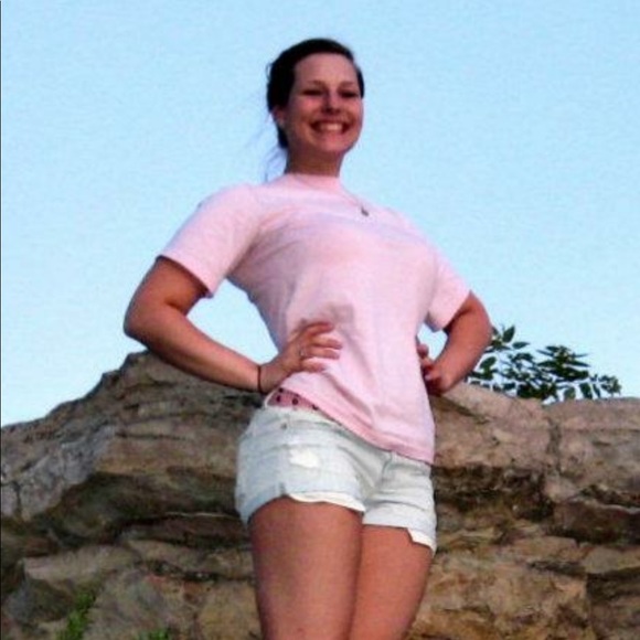 Meet your Posher, Rachel - Picture 2 of 2