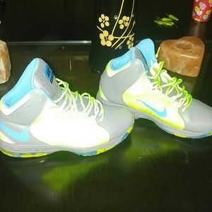 nike air max actualizer ii