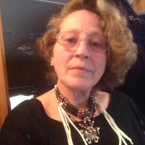 Meet your Posher, Joanna