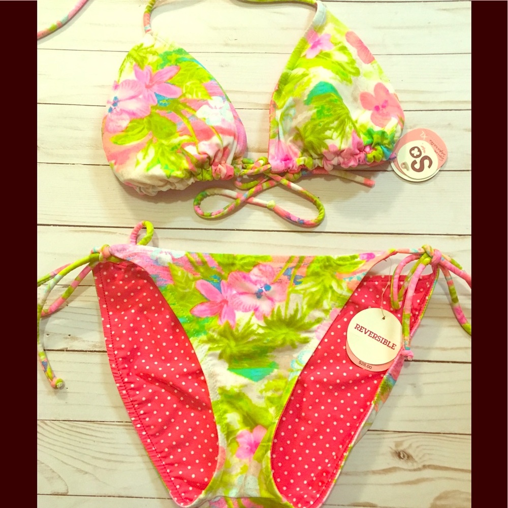 Reversible bikini floral and polkadots