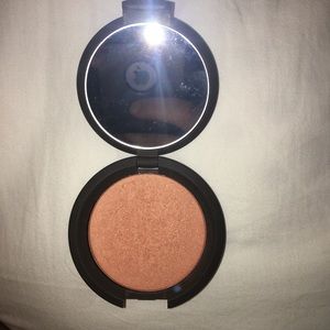 BECCA "Songbird" Blush