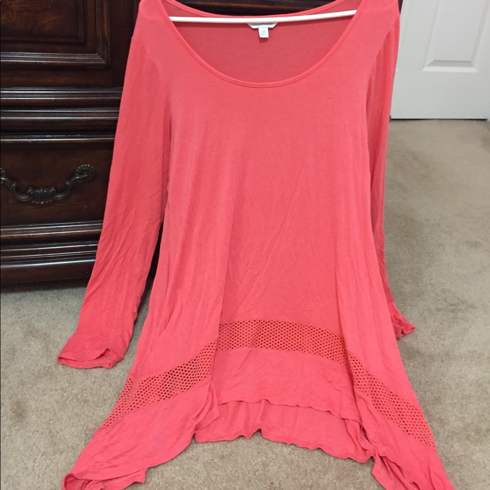 Pink shirt with net design