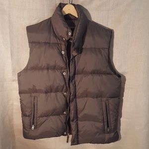 Old Navy Puffer Vest