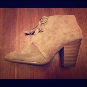 New Suede Sole Society Booties in Size 9.5!