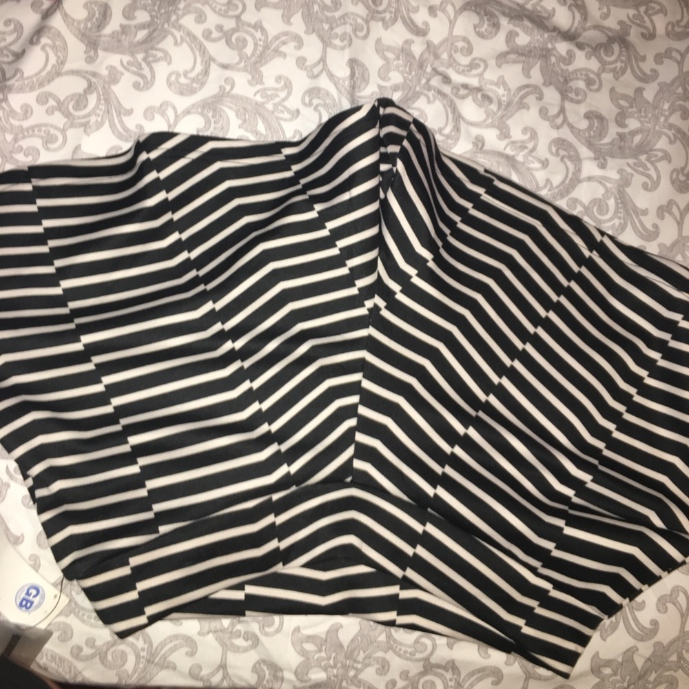 Short skirt