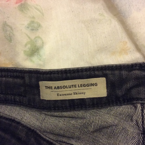 AG Absolute Legging 3 Years Valor Distress Skinny - Picture 3 of 7