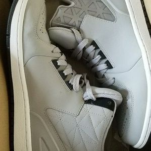 Jordan 1 Flight 3 shoes