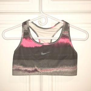 NIKE Women's Classis Dri-FIT Swoosh Sports Bras