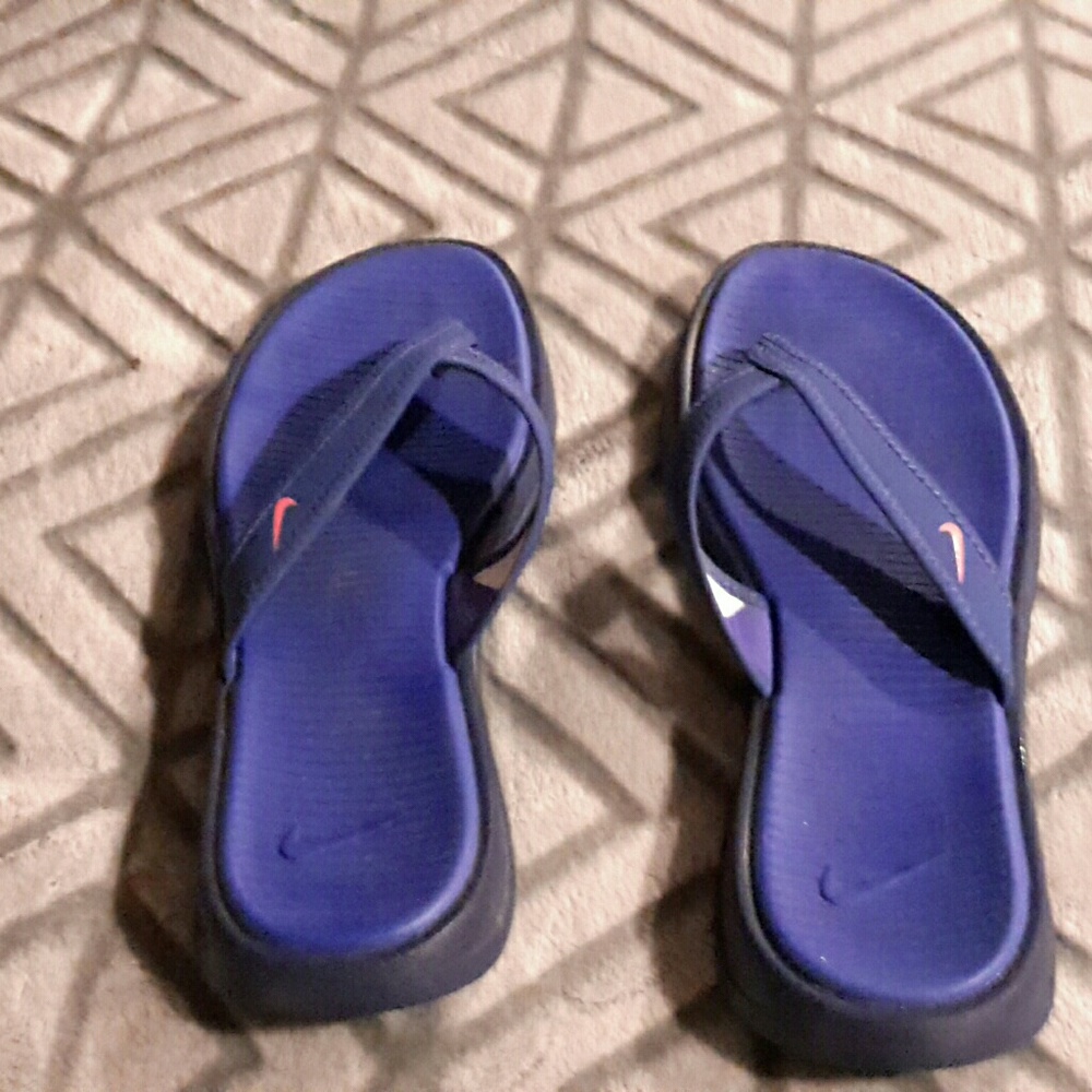 Nike Flip Flops
