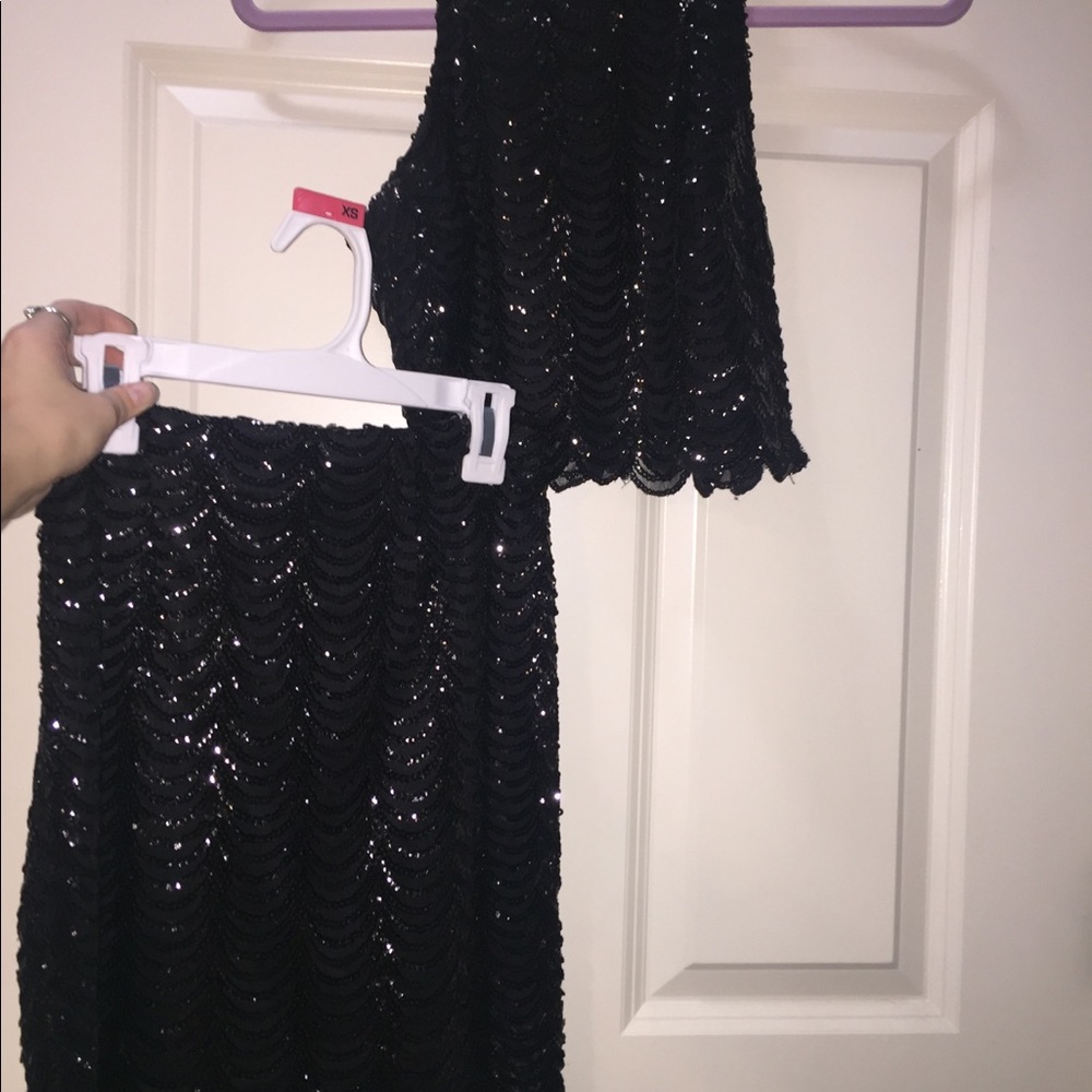 FORMAL DRESS!!! - Picture 2 of 3