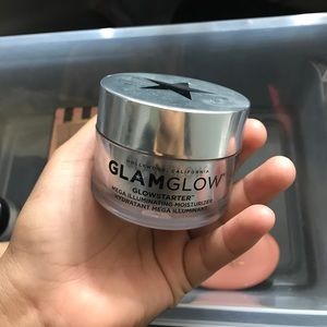 Glam glow