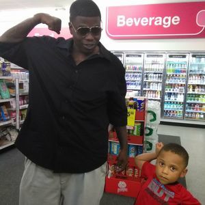 Meet your Posher, Tommie