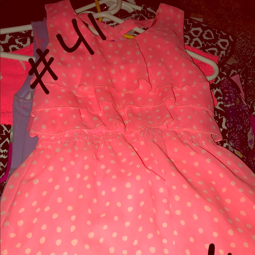 Adorable neon polka sit dress!!