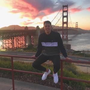 Meet your Posher, Zackary