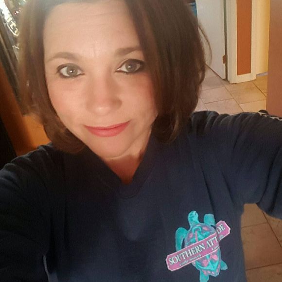 Meet your Posher, Sarah - Picture 1 of 1