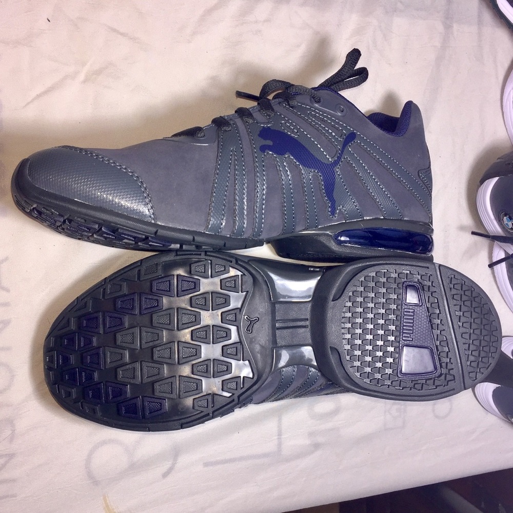 Size 8 Puma Sneakers (NEW)