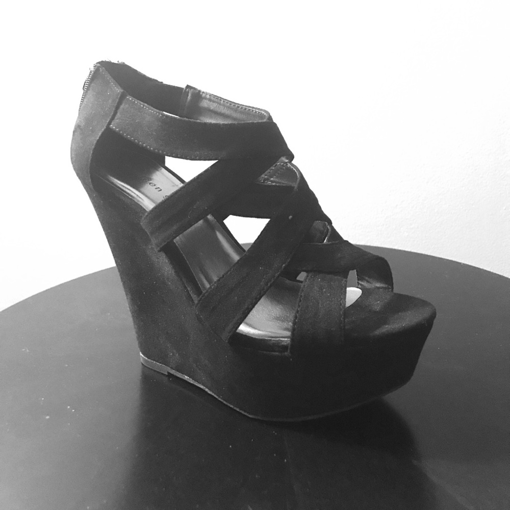 Black Madden Girl Wedges