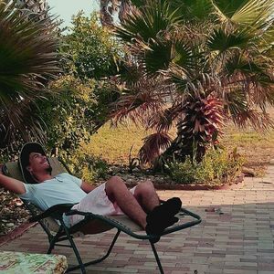 Meet your Posher, Desi