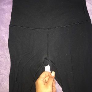 High rise aligns 7/8 black (size 4)