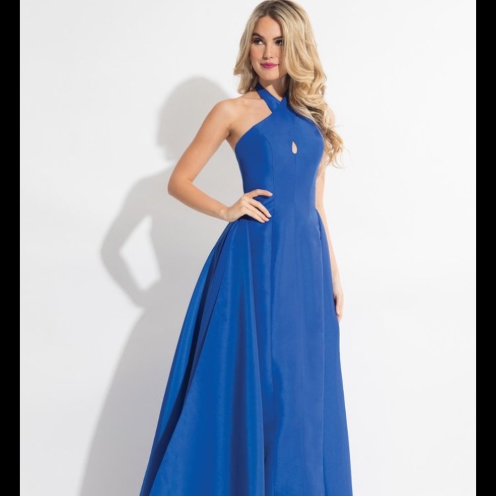 Rachael Allan ( not Sherri hill)
