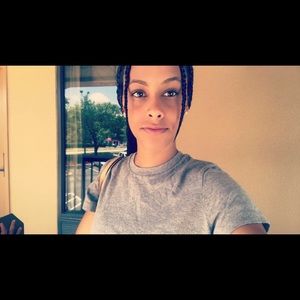 Meet your Posher, Yaceiry