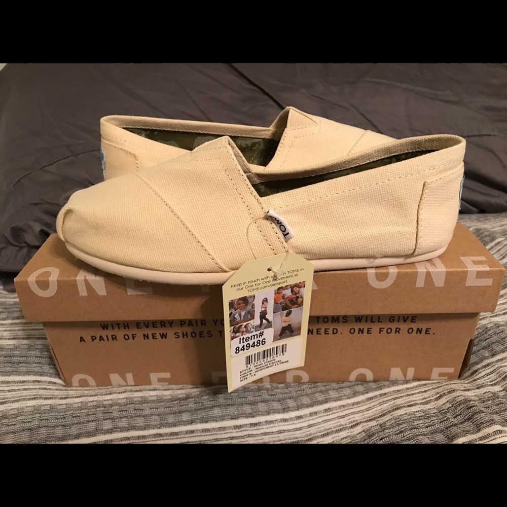 Brand new 7.5 Toms!
