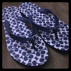 Coach Summer Flip Flops 7-8 NWOB