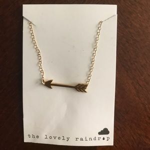 Gold arrow necklace