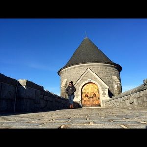 Meet your Posher, Stephanie