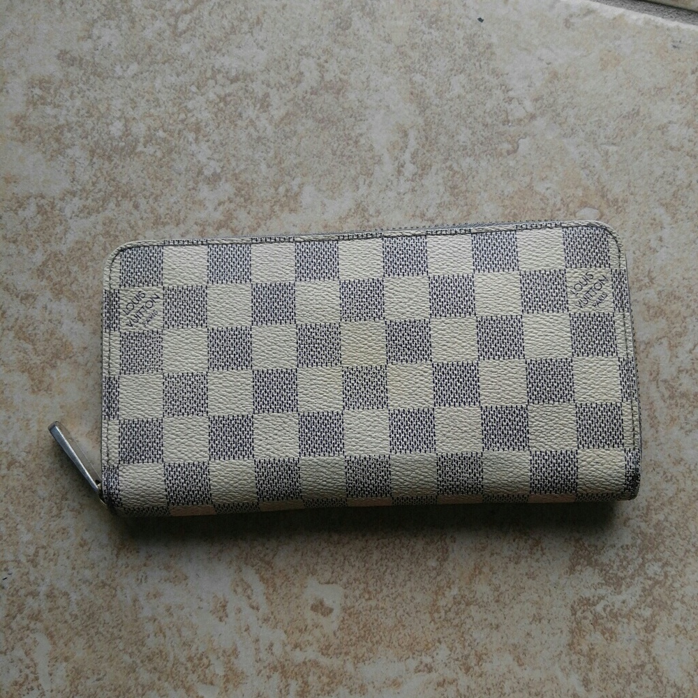 Authentic LV Azur zipped around wallet