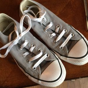 Converse size 6 women's