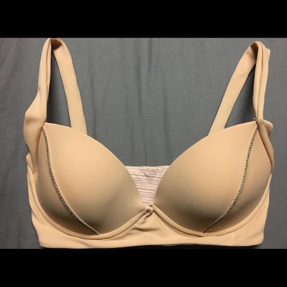 Acacia top
