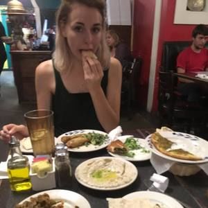 Meet your Posher, Kay