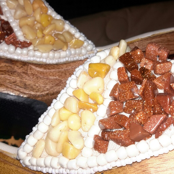 BEADED- WODDEN HEELS - Picture 4 of 4