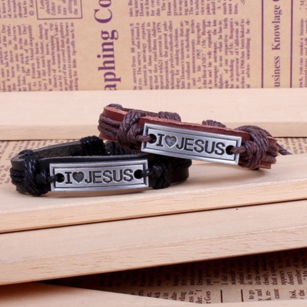 🌟HOST PICK🌟 I ❤️ JESUS Handmade Leather Bracelet - Picture 2 of 5