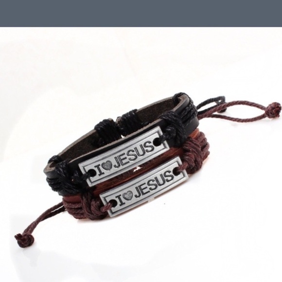🌟HOST PICK🌟 I ❤️ JESUS Handmade Leather Bracelet - Picture 4 of 5