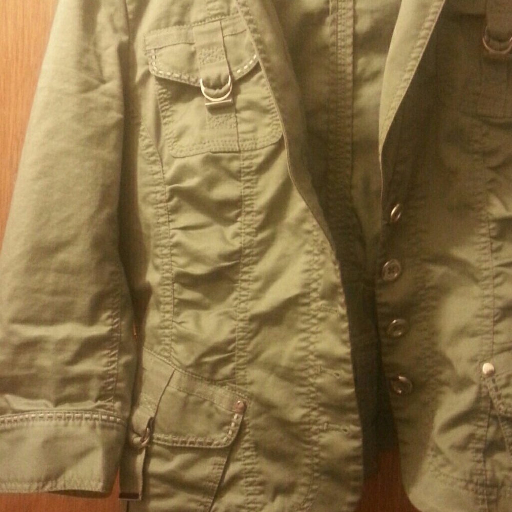 Jacket - Picture 3 of 5