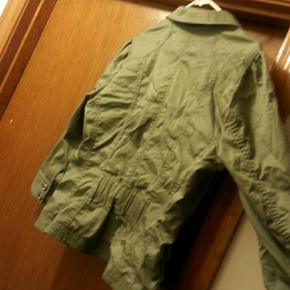 Jacket - Picture 4 of 5