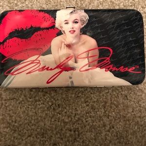 Marilyn Monroe wallet
