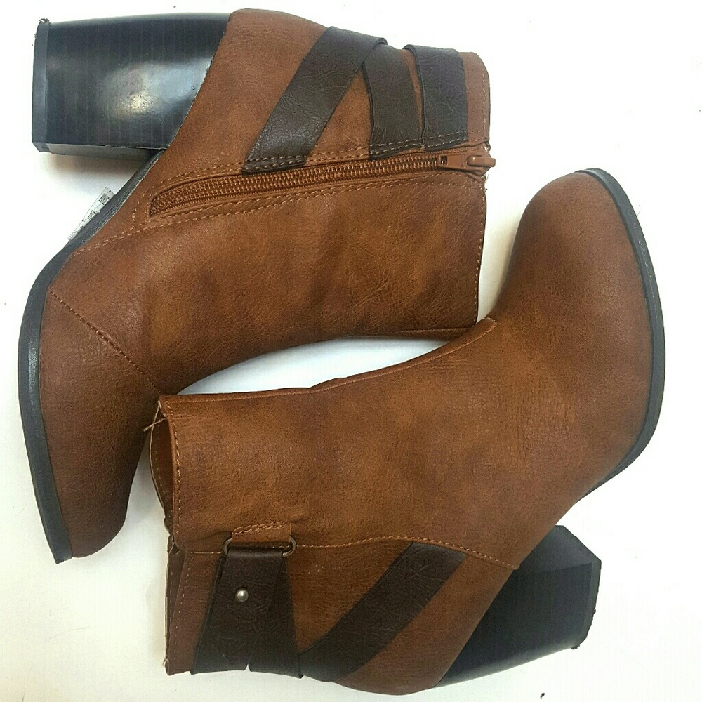 Brown ankle boots