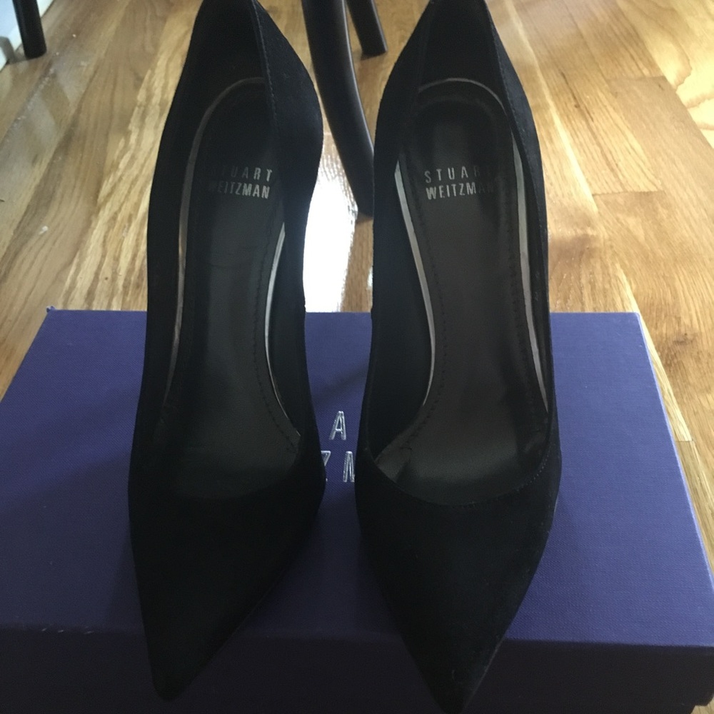 Stuart Weitzman The Legend Pump in black suede - Picture 2 of 6