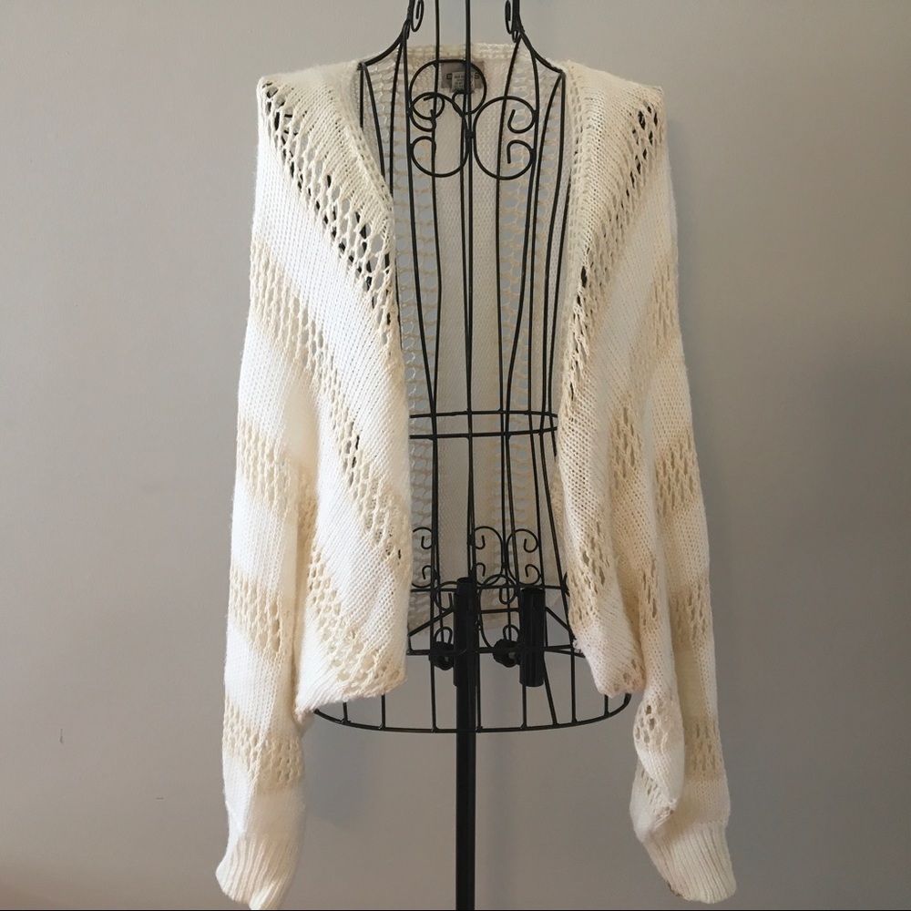 Chico's Batwing Sweater/Shrug Sz M/L