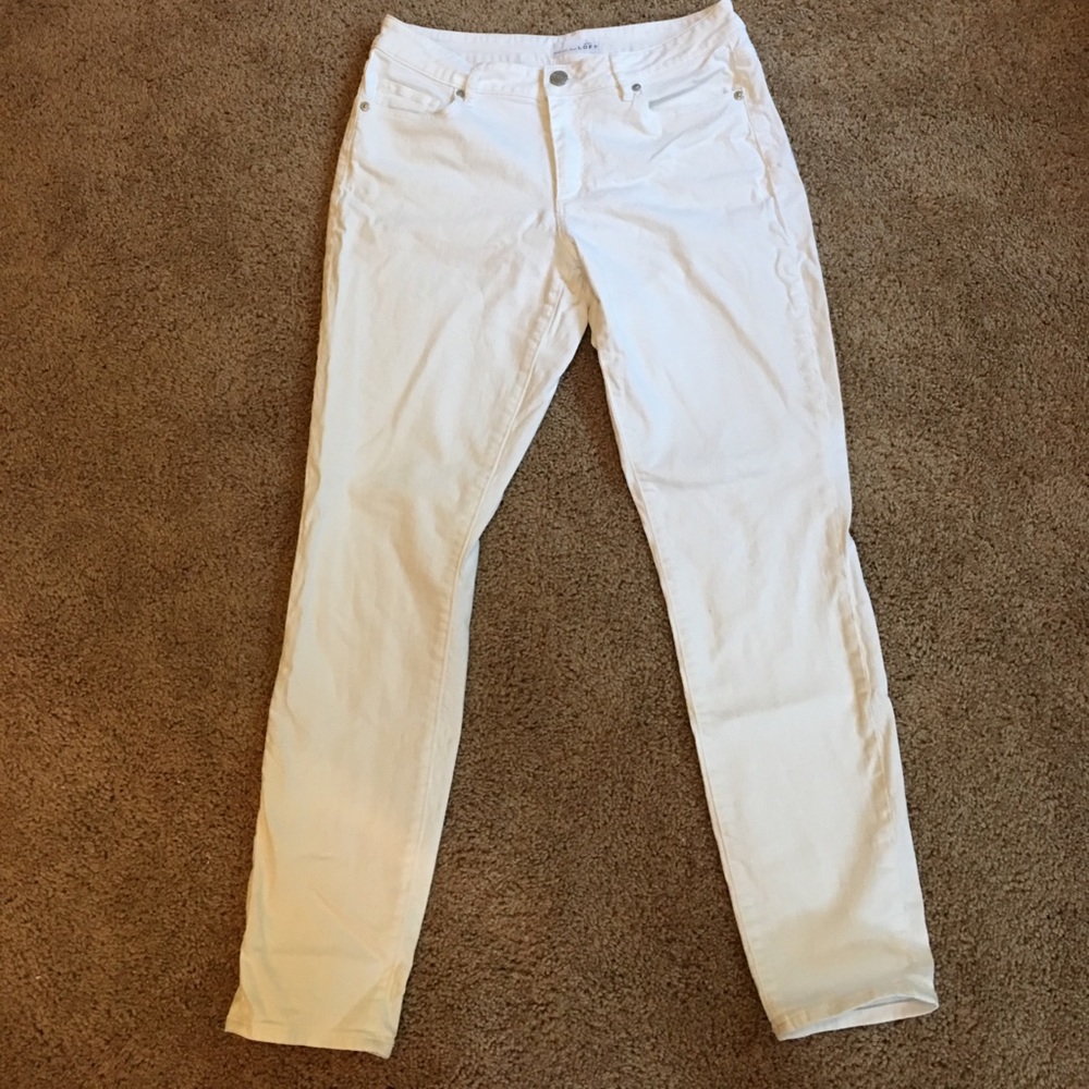 LOFT modern skinny white jeans!