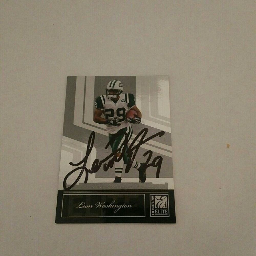 NY JETS OFFICIAL SIGNED JERSEY - Picture 4 of 4